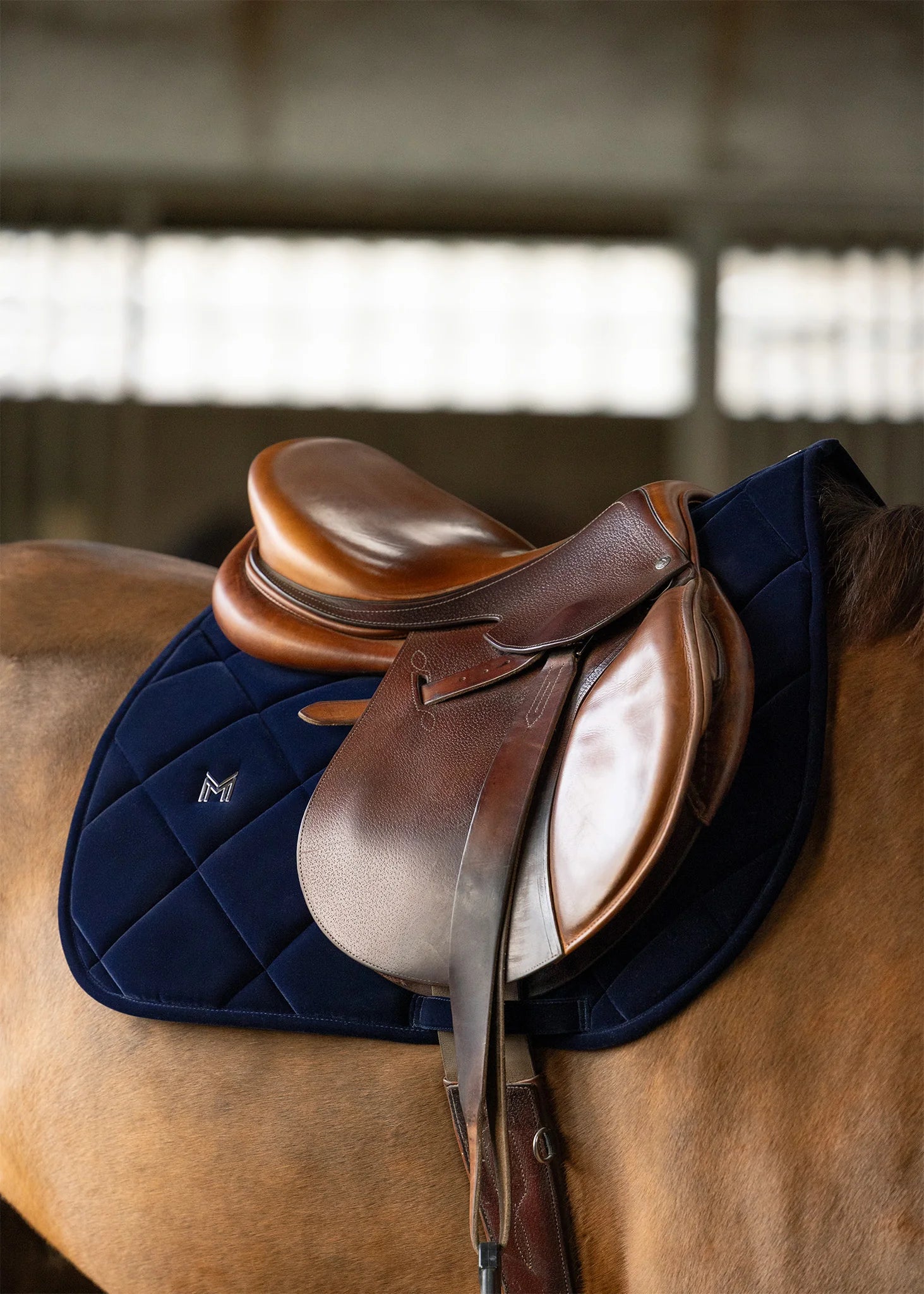 Velvet Jumping Saddle Pad (Sapphire)