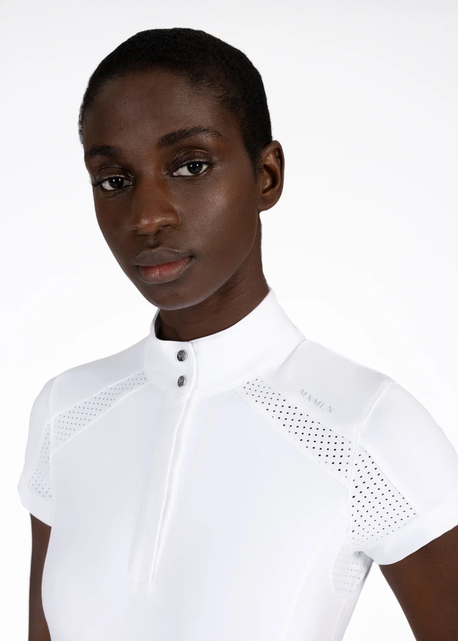 Aveen Short Sleeve Show Shirt (White)