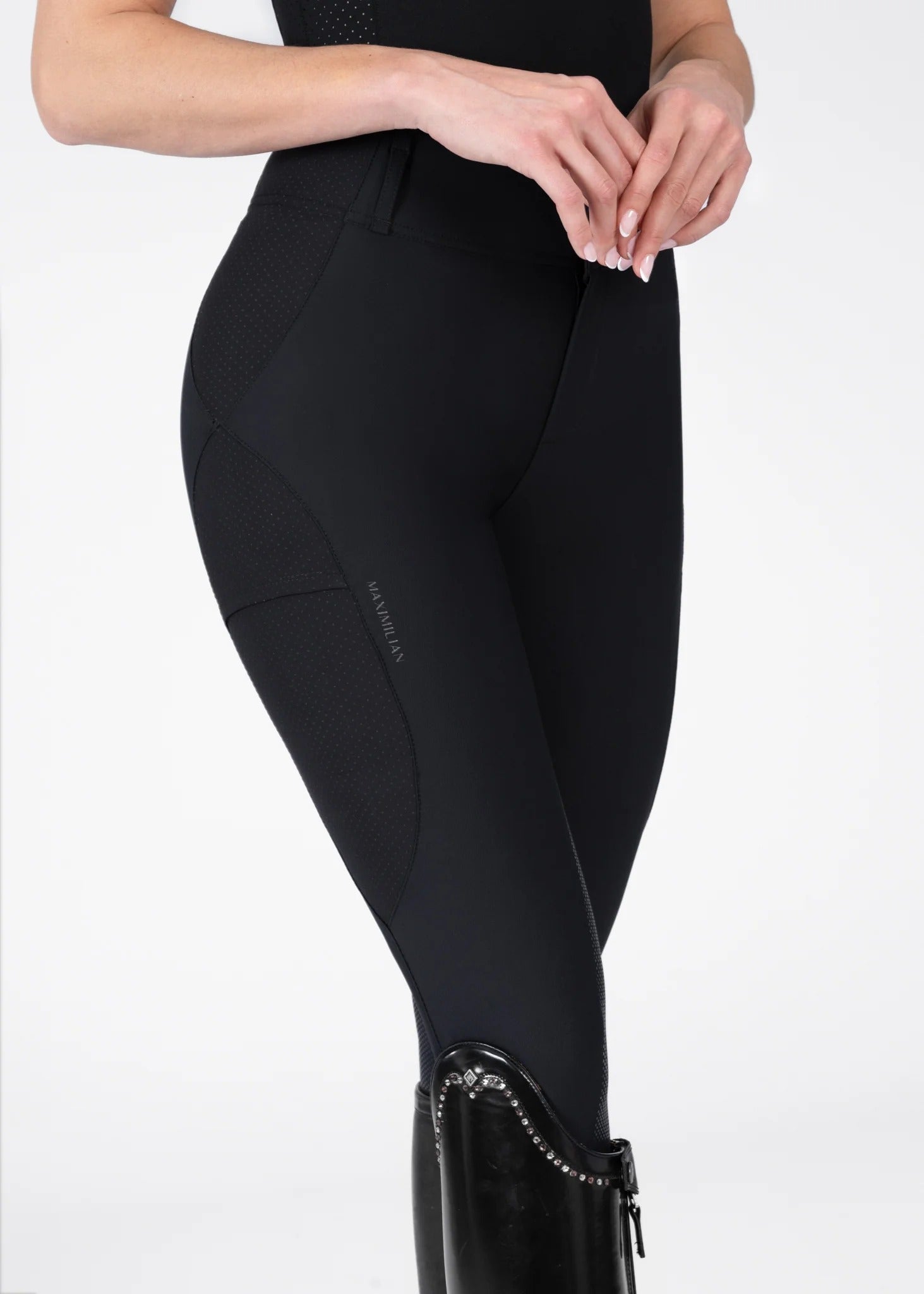 Aero Breeches (Black)